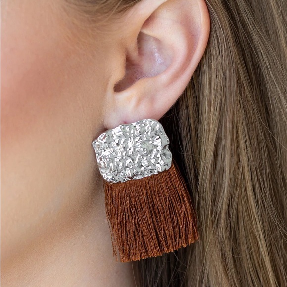 Plume Bloom - Brown Fringe Earrings - Paparazzi